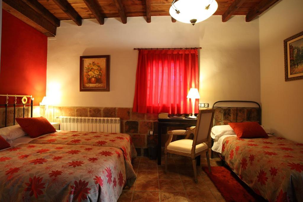 Douris Temple Hotel Soria Quarto foto